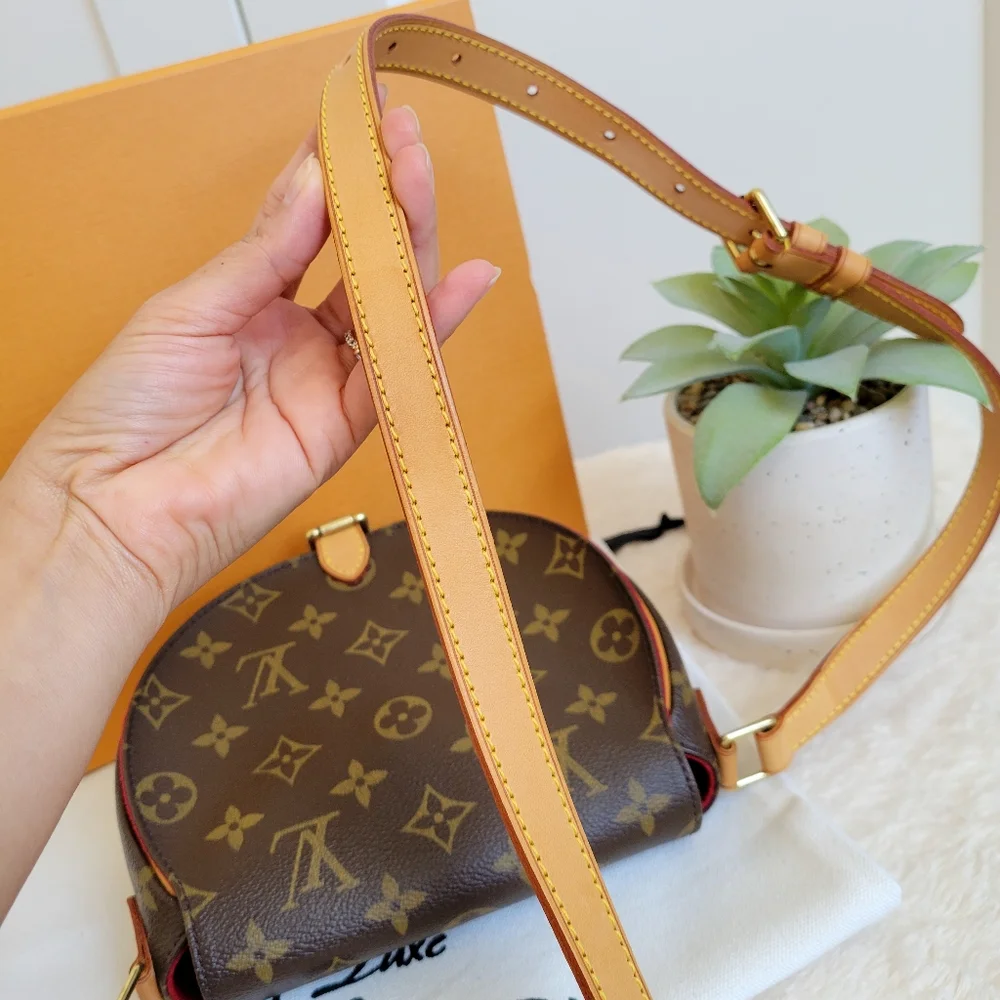 VERY CUTE ❤️Authentic LOUIS VUITTON Tambourine Shoulder/Crossbody Bag Monogram
